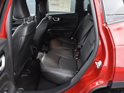 New 2026 Jeep Compass Latitude AWD/4WD image 31