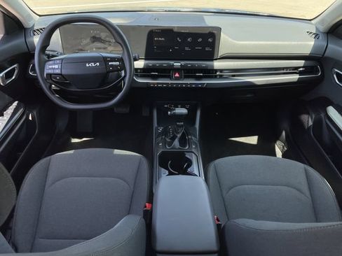 Used 2025 Kia K4 FWD image 9