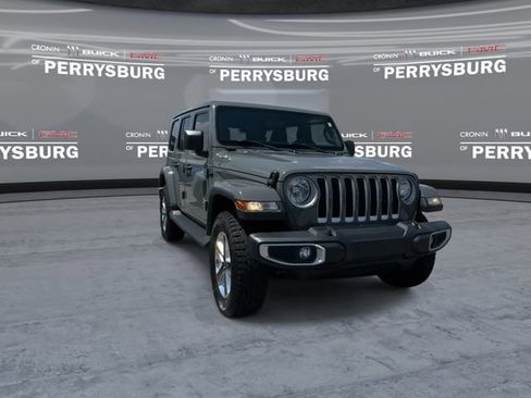 Used 2022 Jeep Wrangler Unlimited Sahara AWD/4WD image 2