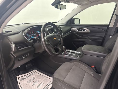 Used 2019 Chevrolet Traverse LT FWD image 23