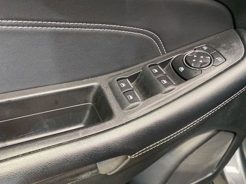 Used 2022 Ford Edge Titanium image 19