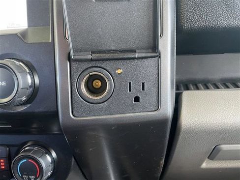 Used 2018 Ford F150 XLT w/ Equipment Group 302A Luxury image 16