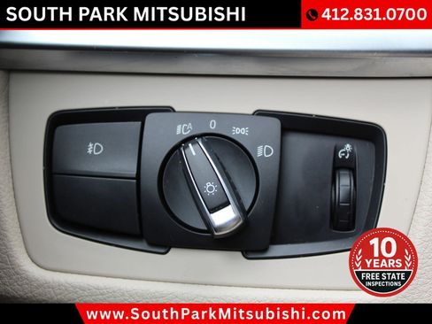 Used 2016 BMW 340i xDrive Sedan AWD/4WD image 29