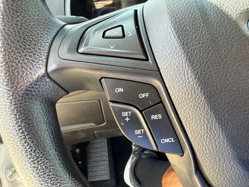 Used 2022 Ford Edge SE w/ Black Appearance Package AWD/4WD image 27