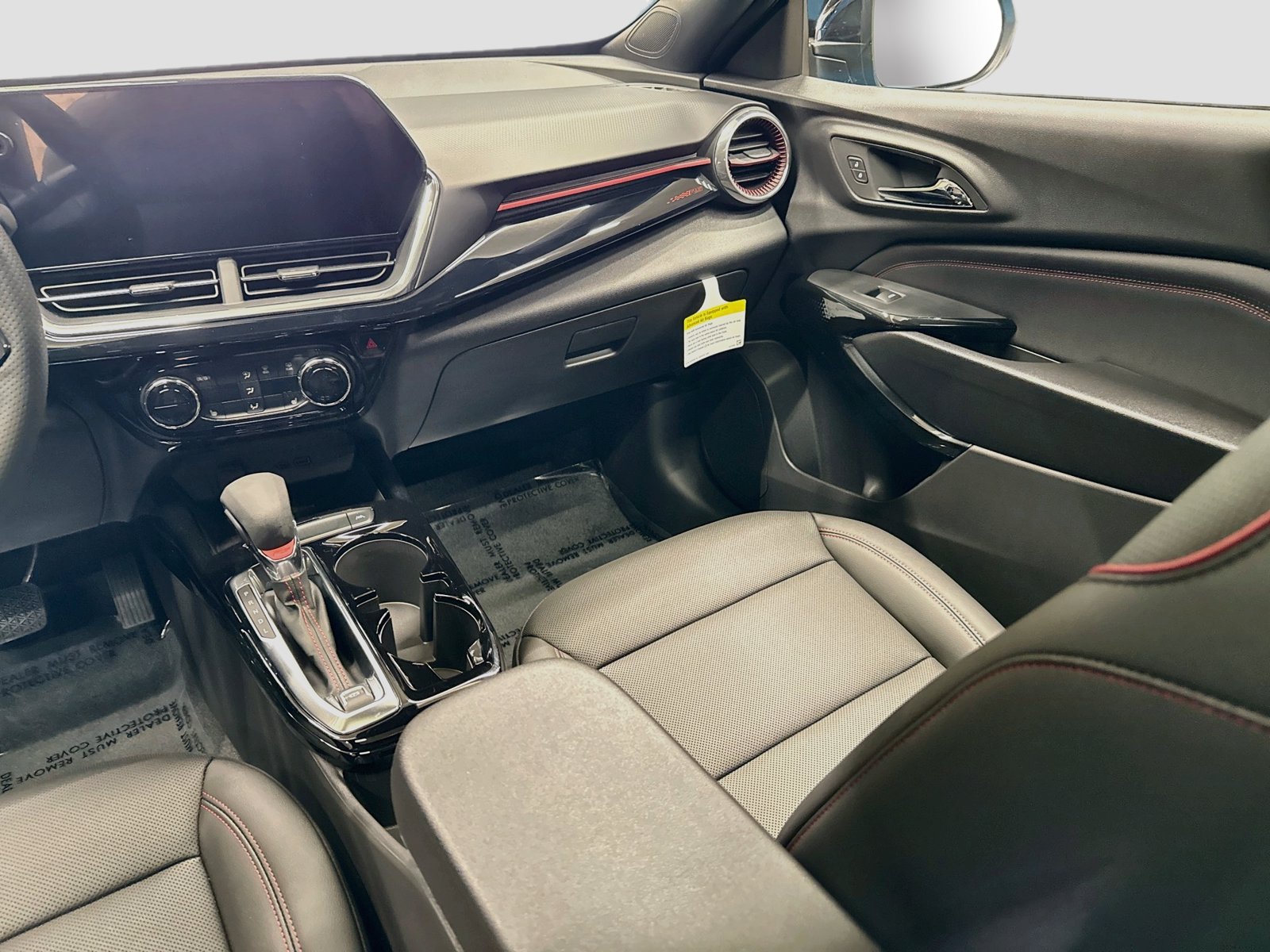 New 2026 Chevrolet Trax RS w/ Sunroof Package FWD image 27