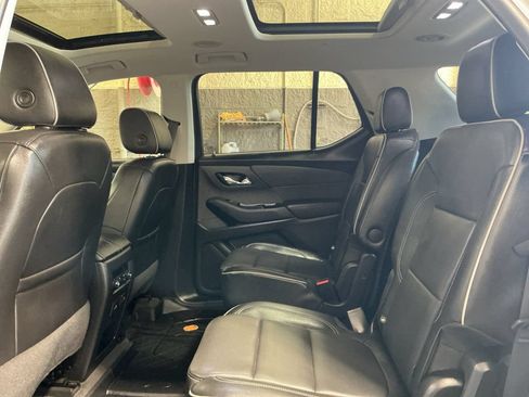 Used 2020 Chevrolet Traverse High Country AWD/4WD image 21