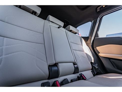 Used 2025 BMW X1 M35i w/ Premium Package image 27