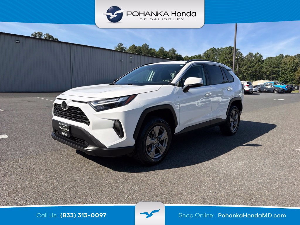 Used 2024 Toyota RAV4 XLE FWD image 1
