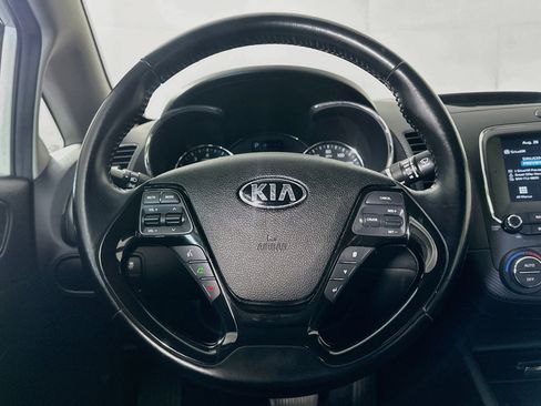 Used 2017 Kia Forte EX FWD image 17