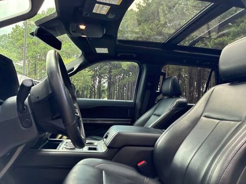 Used 2021 Ford Expedition XLT RWD image 21