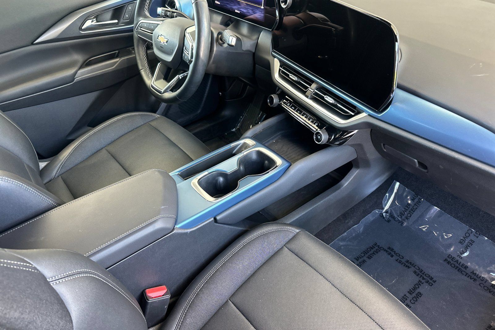 Used 2024 Chevrolet Equinox EV LT FWD image 19