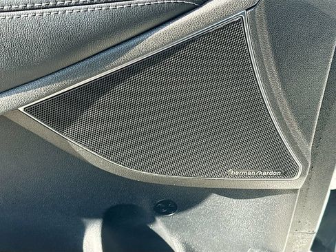 Used 2020 Kia Sorento SX FWD image 19