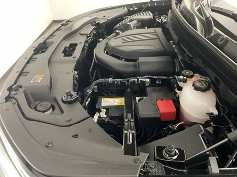 New 2026 Chevrolet Traverse High Country w/ LPO, Floor Liner Package image 21