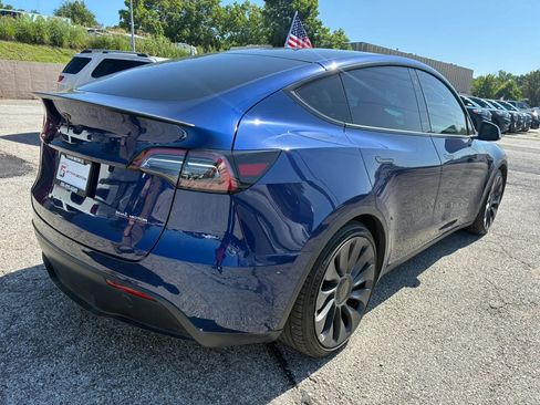 Used 2022 Tesla Model Y Performance AWD/4WD image 4