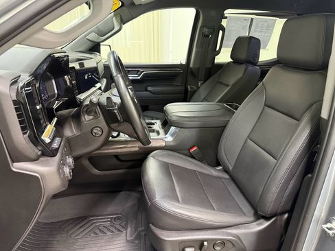 Used 2023 Chevrolet Silverado 1500 LTZ w/ Technology Package image 29