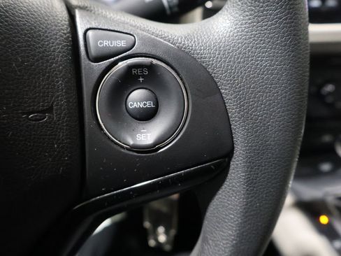 Used 2022 Honda HR-V LX image 34