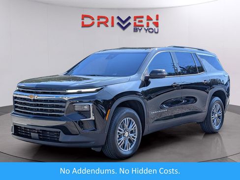 New 2026 Chevrolet Traverse LT w/ Driver Confidence Package image 1