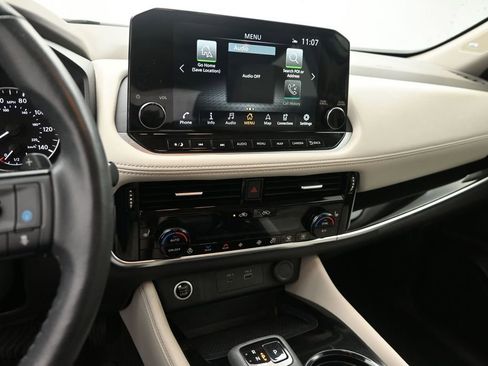 Used 2023 Nissan Rogue SL w/ SL Premium Package FWD image 25