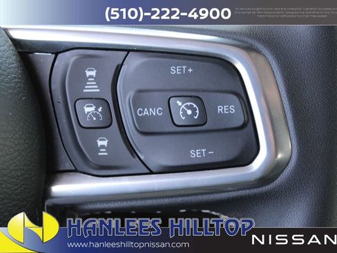 Used 2025 Jeep Wrangler Unlimited Sahara AWD/4WD image 26