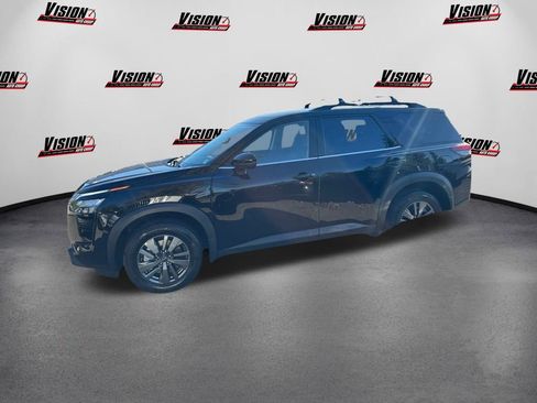 New 2025 Nissan Pathfinder SV image 8