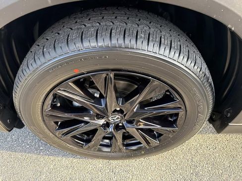 Used 2024 MAZDA CX-5 Carbon Edition image 12