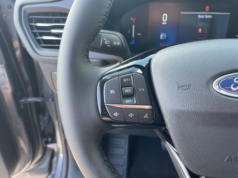 New 2025 Ford Escape Active w/ Cold Weather Package image 5