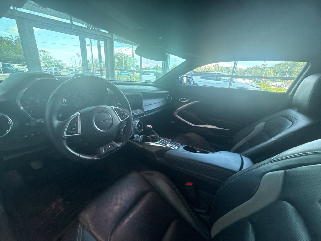 Used 2017 Chevrolet Camaro SS RWD image 19