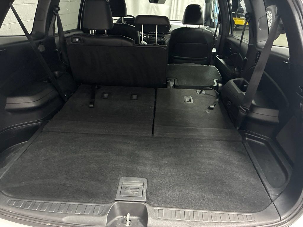 Used 2022 Honda Pilot TrailSport image 15
