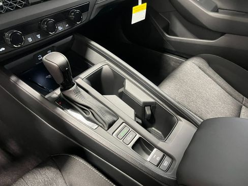 Used 2026 Honda Accord SE image 8