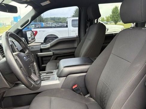 Used 2018 Ford F150 XLT w/ Equipment Group 302A Luxury AWD/4WD image 7