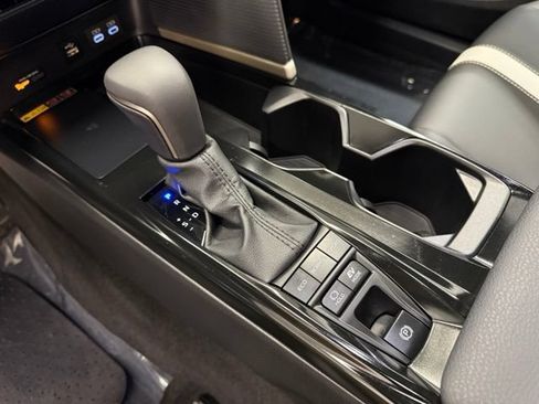 Certified 2025 Toyota Camry SE w/ Convenience Package AWD/4WD image 16