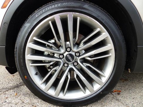 Used 2015 Lincoln MKC Base AWD 4dr SUV w/ Equipment Group 102A Reserve image 14