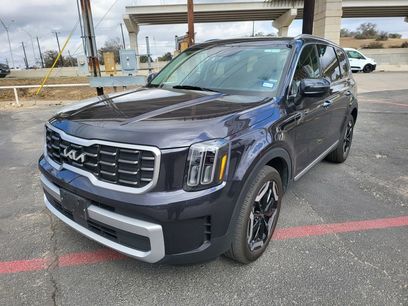 Used 2025 Kia Telluride S