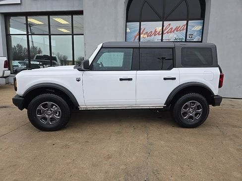 Used 2025 Ford Bronco Big Bend image 4