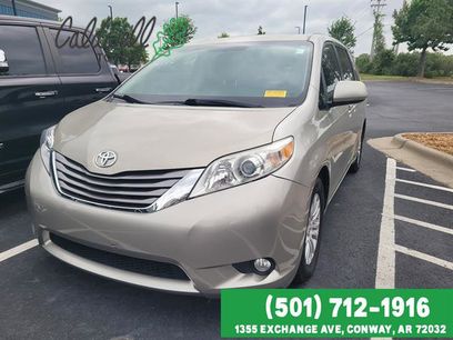 Used 2017 Toyota Sienna XLE Premium