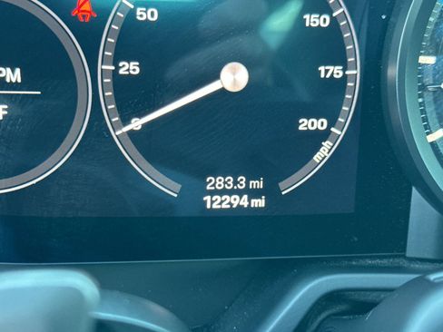 Certified 2024 Porsche 911 Carrera GTS image 24