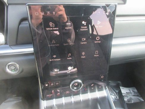 New 2026 GMC Terrain Elevation w/ Technology Package II image 16