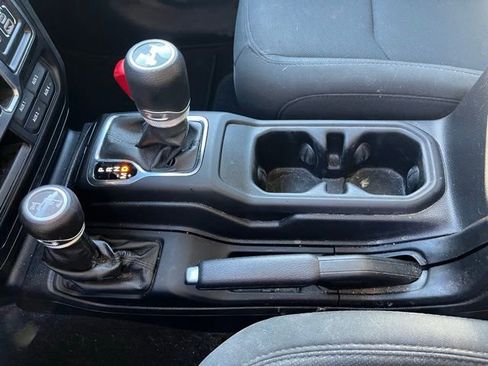 Used 2020 Jeep Wrangler Unlimited Willys image 19