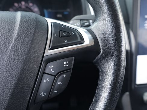 Used 2023 Ford Edge SEL AWD/4WD image 16