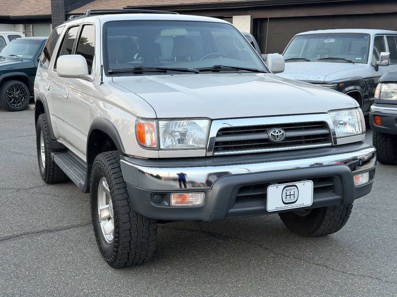 Used 1999 Toyota 4Runner SR5 w/ Upgrade Value Pkg 4 AWD/4WD image 40