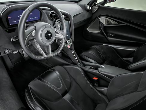 Used 2019 McLaren 720S image 21