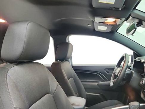 Used 2023 Chevrolet Colorado W/T w/ Advanced Trailering Package AWD/4WD image 22