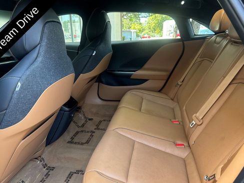 Used 2023 Lucid Air Touring AWD/4WD image 12