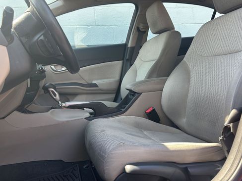 Used 2014 Honda Civic LX image 2