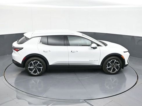New 2026 Chevrolet Equinox EV LT FWD image 56