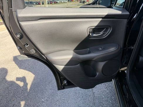 Used 2023 Honda HR-V Sport image 29