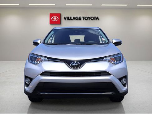 Certified 2018 Toyota RAV4 XLE AWD/4WD image 8