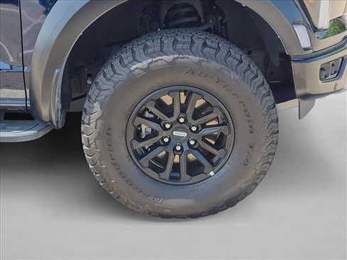 Used 2025 Ford F150 Raptor AWD/4WD image 24