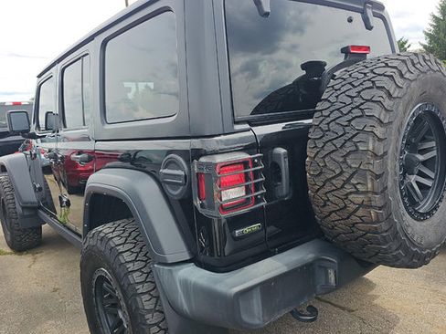 Used 2021 Jeep Wrangler Unlimited Sport AWD/4WD image 7