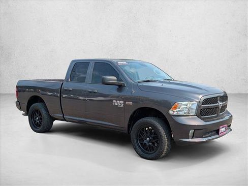 Used 2019 RAM 1500 Express AWD/4WD image 4